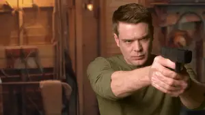 Backdrop to the movie "High Ground" #559890