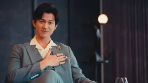 Backdrop to the movie "Breaking and Re-entering" #757791