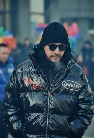 Poster to the movie "Family At Large" #809998