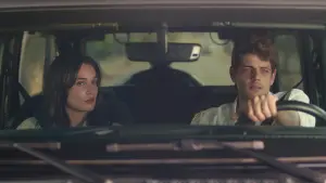 Backdrop to the movie "Bad Influence" #637126