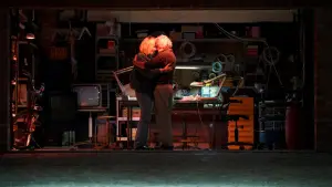 Backdrop to the movie "Beating Hearts" #600840