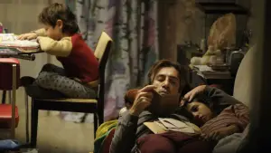 Backdrop to the movie "Biutiful" #697167