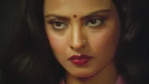 Backdrop to the movie "Silsila" #501282