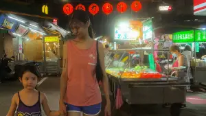 Backdrop to the movie "Left-Handed Girl" #527176