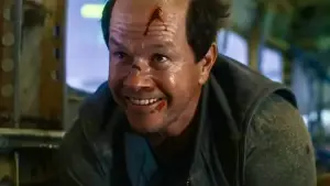 Backdrop to the movie "Flight Risk" #576285