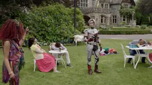 Backdrop to the movie "Descendants 3" #726487