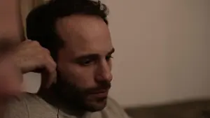 Backdrop to the movie "The Blonde One" #471269