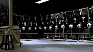 Backdrop to the movie "Friday Night Lights" #651755