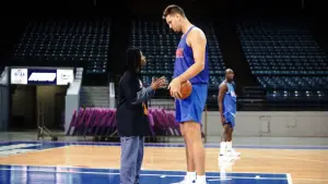 Backdrop to the movie "Eddie" #702668