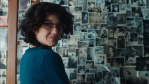 Backdrop to the movie "Little Girl Blue" #418545