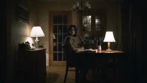 Backdrop to the movie "undertone" #762625