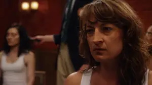 Backdrop to the movie "Raze" #690820