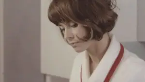 Backdrop to the movie "Portraits of Women" #733428