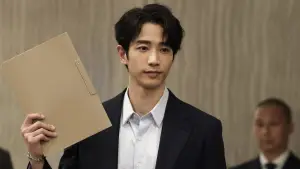 Backdrop to the movie "A Gilded Game" #764201