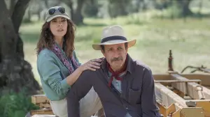 Watch film Familia | Official Trailer [Subtitled]