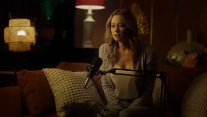 Backdrop to the movie "Her Life Is on the Line" #790111