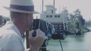 Backdrop to the movie "Disneyland Handcrafted" #531320