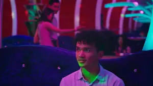 Backdrop to the movie "Grandma Nai Who Played Favorites" #734971