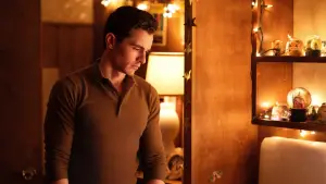 Backdrop to the movie "Regretting You" #547424