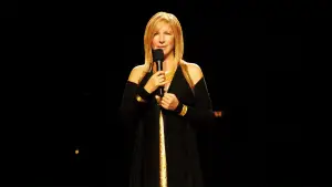 Backdrop to the movie "Streisand: Live in Concert 2006" #714924