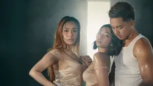 Backdrop to the movie "Basang Basa" #697030