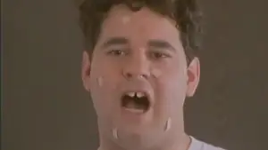 Backdrop to the movie "Skins" #694239