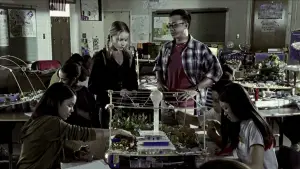 Backdrop to the movie "Thirteen" #681002