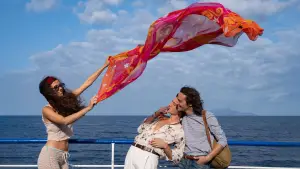 Backdrop to the movie "Parthenope" #598994