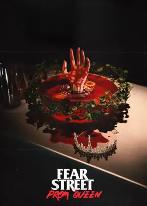 Poster to the movie "Fear Street: Prom Queen" #587392
