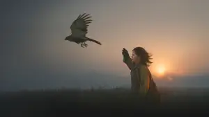 Backdrop to the movie "H Is for Hawk" #765983