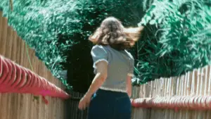 Backdrop to the movie "April 1905" #794212