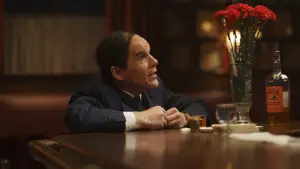 Backdrop to the movie "Blue Moon" #523623