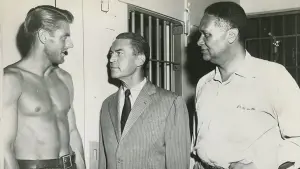 Backdrop to the movie "Unchained" #734427