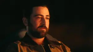 Backdrop to the movie "Noah Kahan: Out of Body" #773574