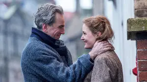 Backdrop to the movie "Phantom Thread" #671823