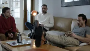 Backdrop to the movie "Neighbourhood Watch" #694071