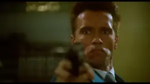 Backdrop to the movie "Red Heat" #810873