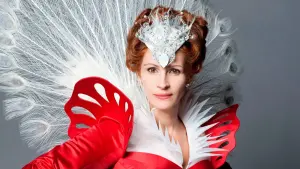 Backdrop to the movie "Mirror Mirror" #319108