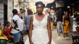 Backdrop to the movie "Black Tea" #708175