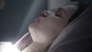 Backdrop to the movie "Starry Eyes" #307004