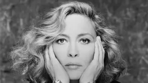 Backdrop to the movie "Faye" #647507