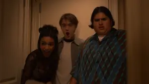 Backdrop to the movie "Y2K" #604461