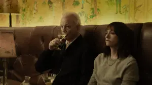 Backdrop to the movie "On the Rocks" #302412