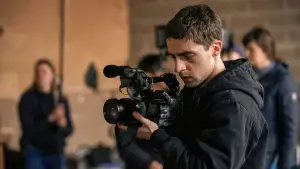 Backdrop to the movie "Making Of" #761242