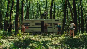 Backdrop to the movie "Our Wildest Days" #933274