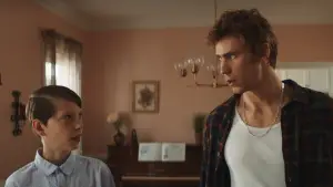 Backdrop to the movie "Griffin in Summer" #782998