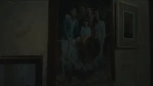 Backdrop to the movie "Alie