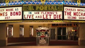 Backdrop to the movie "Licorice Pizza" #683093