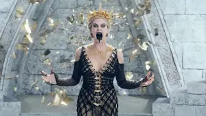 Backdrop to the movie "The Huntsman: Winter