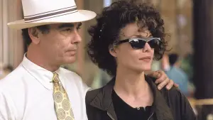 Backdrop to the movie "Married to the Mob" #723468